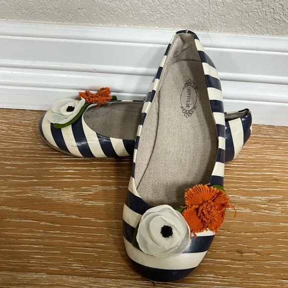 Joy Folie Ballet Flat Size 3.5 - Picture 4 of 4